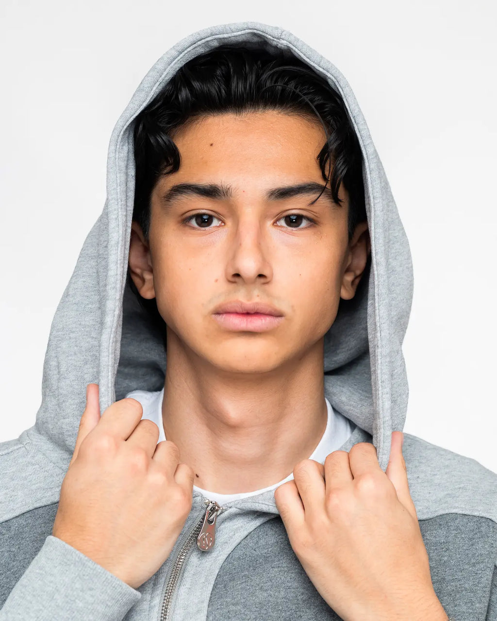 Gray Curved Zipper Hoodie Model Hood